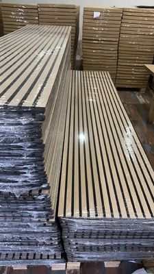21mm Wooden Slat Acoustic Panel With PET And Veneer Akupanel For Office Home