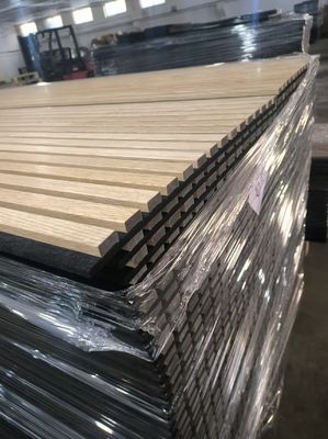 Grade E0 B2B Bulk Natural Wood Acoustic Wall Panels Akupanel Panel Soundproof 0.86-0.95 Sound Absorption Coefficient