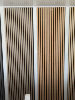 A Wood Strip Grille Sound-absorbing Panel Made of PET + MDF + Veneer Material with an NRC Value Ranging From 0.85 to 0.95